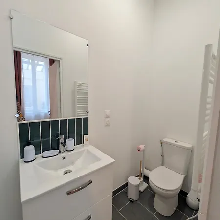 Chic 3-bedroom Apartment-patio-garden-downtown Apartman Amiens