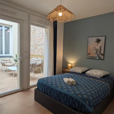 شقة Chic 3-bedroom Apartment-patio-garden-downtown