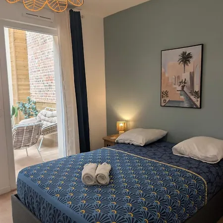 Chic 3-bedroom Apartment-patio-garden-downtown * أميا